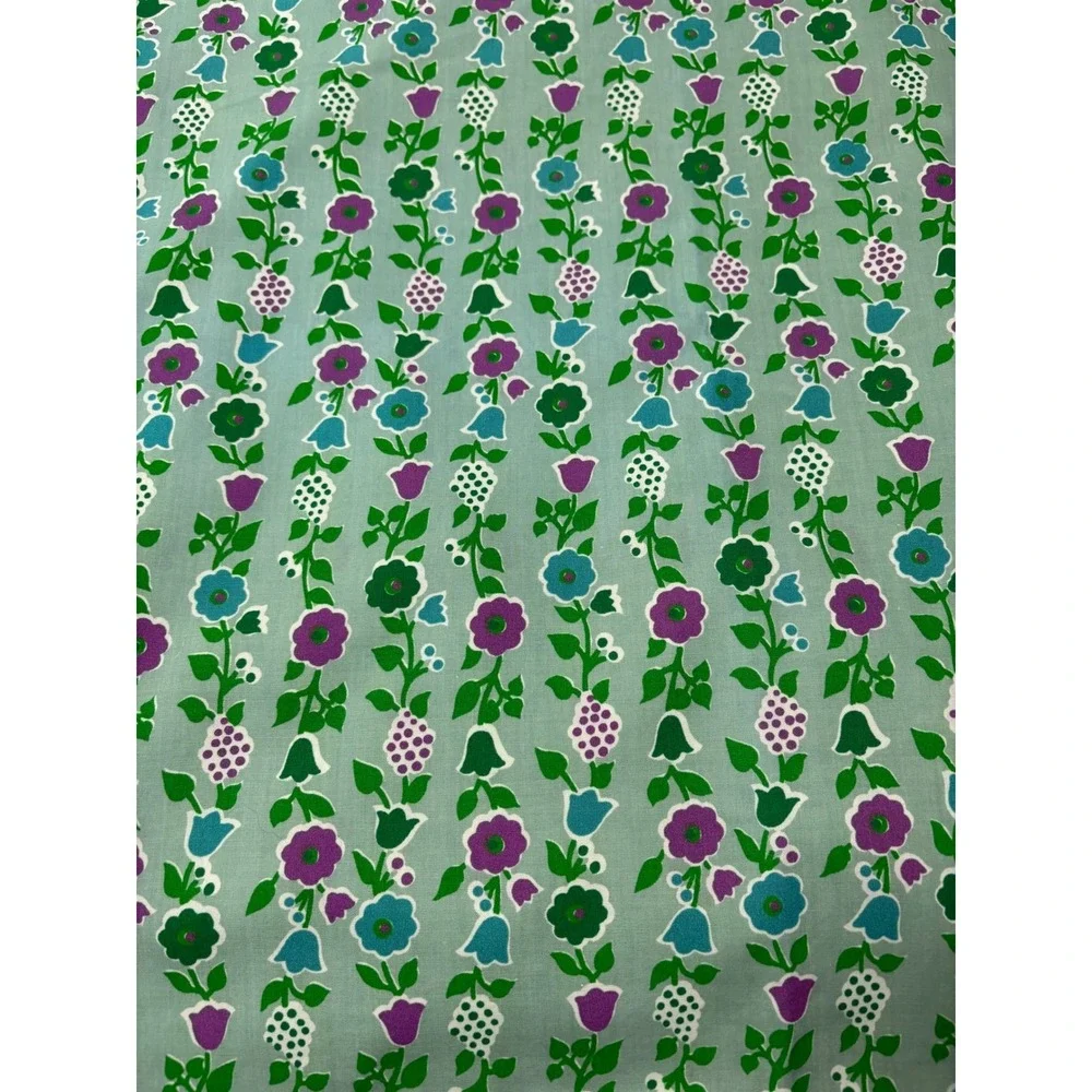 ✨ GORGEOUS GROOVY FLOWER VTG COTTON FABRIC - Burlington 2.7 yards 100